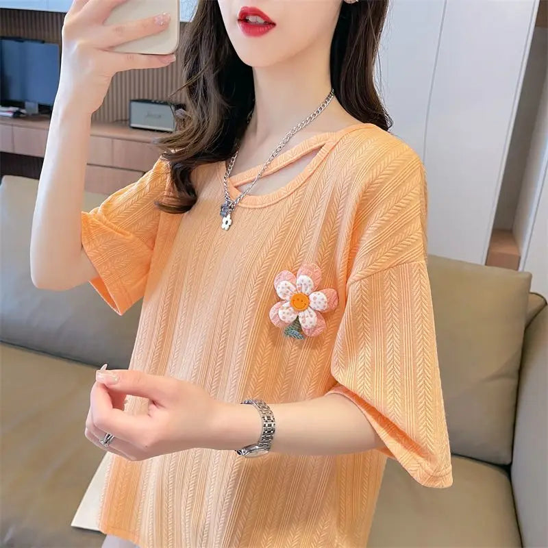 Design-slit U-neck Short-sleeved T-shirt for Women - Jabo's Shop