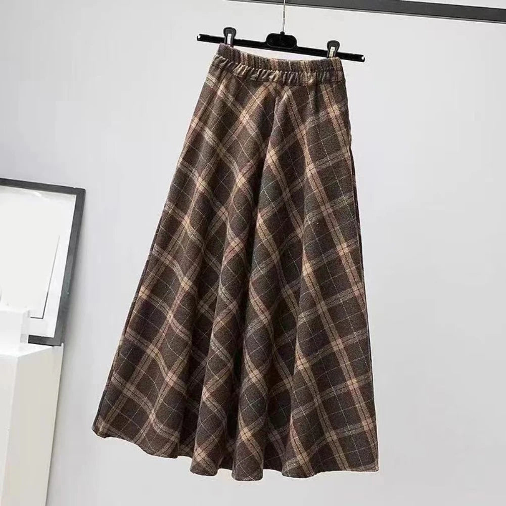 Women's Plaid Skirt Vintage A-line Large Swing Skirt High-Waisted Long Skirt