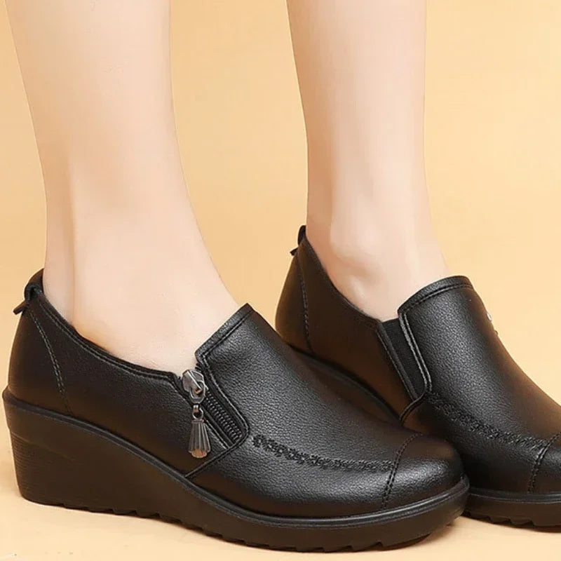 2025 New Women's Shoes Fashion Womens High Heels Shallow Wedges Moms Shoes Summer Breathable Casual Shoes Zapatos Para Mujeres