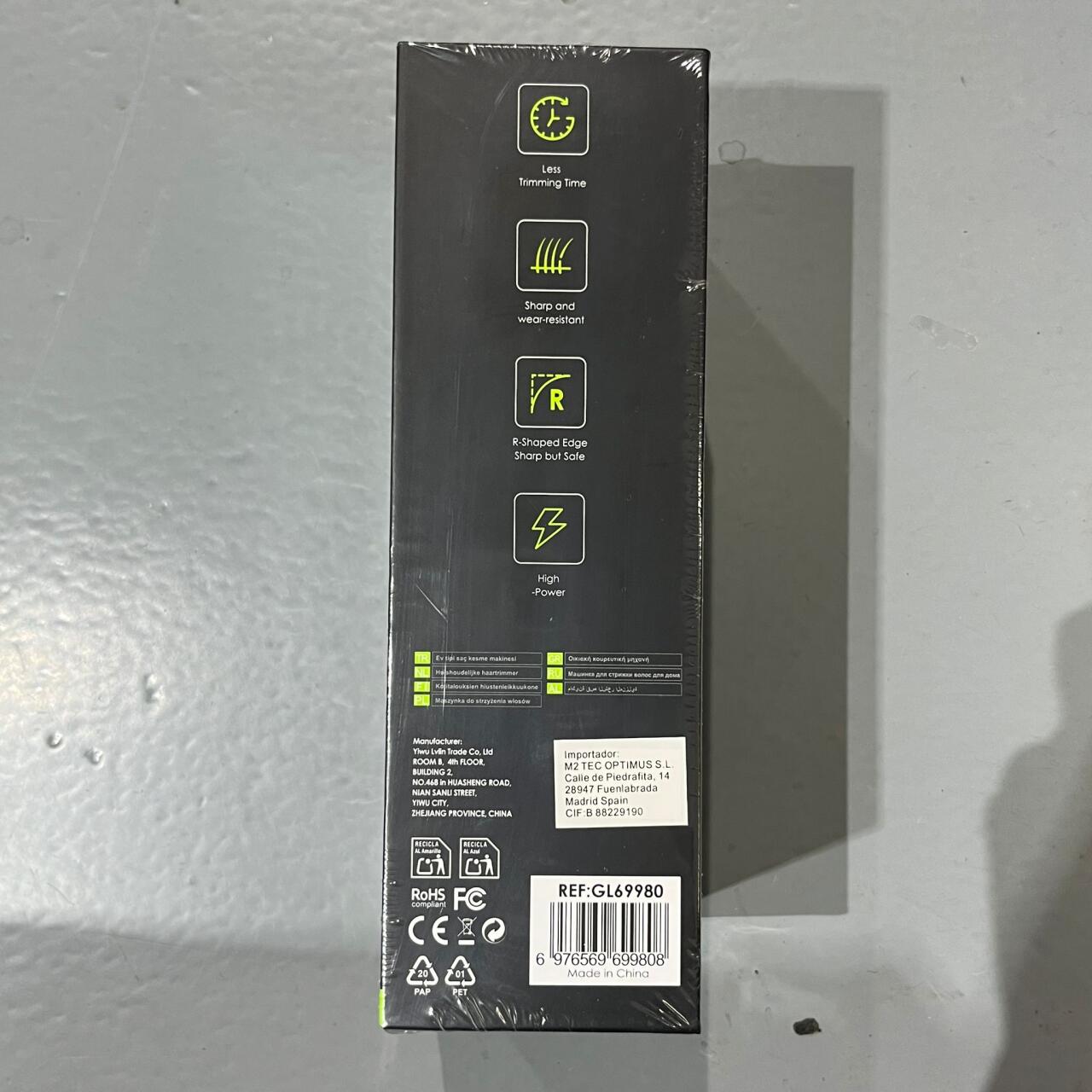 Máquina de cortar cabelo profissional com bateria de 2000mAh e motor de 7000RPM